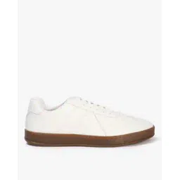 Men Low-Top Sneakers