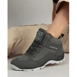 Men Mid-Top Lace-Up Sneakers
