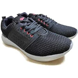 Men Pull On Running Shoes