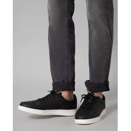 Men Round-Toe Lace-Up Sneakers