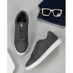 Men Round-Toe Lace-Up Sneakers