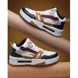 Men Round-Toe Lace-Up Sneakers