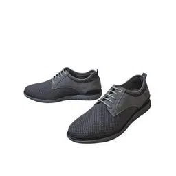 Men Round-Toe Lace-Up Sneakers