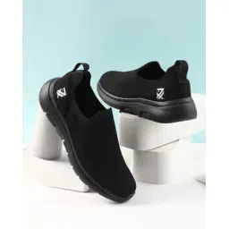 Men Round-Toe Lace-Up Sports Shoes