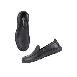 Men Slip-On Sneakers with Leather Upper