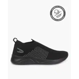 Men Slip-On Walking Shoes