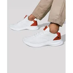 Men Sneakers with Mesh upper