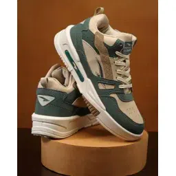Men Sneakers with Synthetic Upper