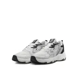 Men Sports Shoes with Fabric Upper