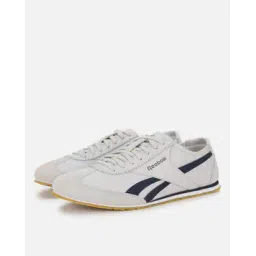 Men Sports Shoes With Synthetic Upper