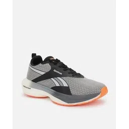 Men Velocity Elite Low-Top Lace-Up Running Shoes