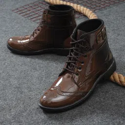 Men’s Glossy Lace-Up Ankle Boots with Buckle Detail and Durable Sole Boots For Men