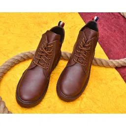 Men’s Lace-Up Ankle Boots with Textured Sole | Casual & Workwear Boots Boots For Men