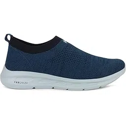 Men's Pull-On Walking Shoe