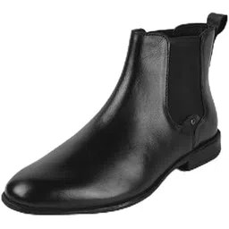 Men's Slip On closure Boots with Flat sole