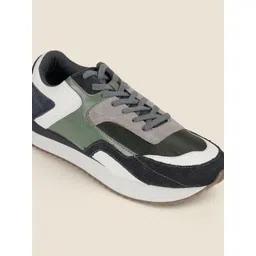Metro Men Colourblocked Leather Sneakers
