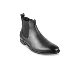 Metro Men Mid-Top Chelsea Boots
