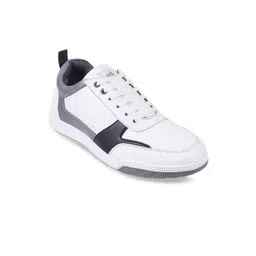 Metro Men Round Toe Sneakers Casual Shoes