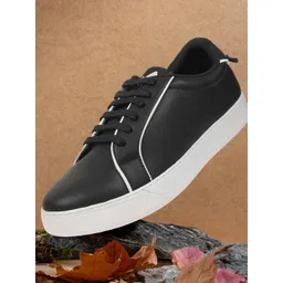 Metro Men Sneakers