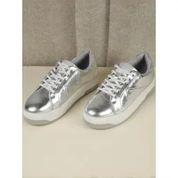 Metro Women's Silver Sneakers