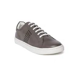 Mocas Men Grey Sneakers with Laser Cuts