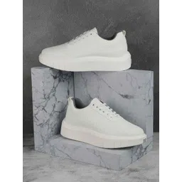 Mochi Men Colourblocked Brogues