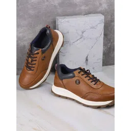 Mochi Men Perforations Lace-Ups Leather Sneakers