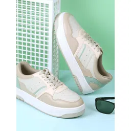 Mochi Women Sneakers