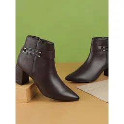 Mochi Women Textured Pointed Toe Casual Regular Boots