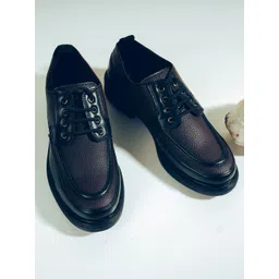 MONKSTORY Men Printed PU Sneakers