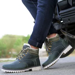 MOSCOW Leather Boots for Bikers Riders Trekking Trail & Hiking with Fur Lining Boots For Men