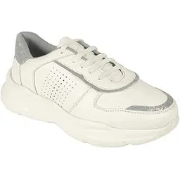 Move Women's Sneakers