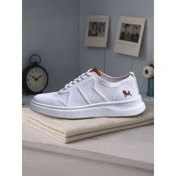 NEEMANS Elevate Low Top Men Textured Round Toe Mesh Sneakers