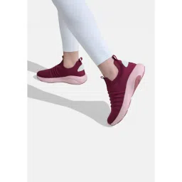 Neeman's Maroon Begin Walking Shoes - Women