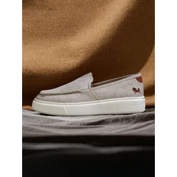 NEEMANS Men Colourblocked Slip-On Sneakers