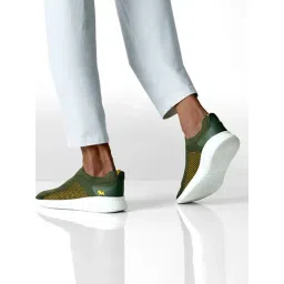 Neemans Men's Everyday Basic Citrus Olive Walking Shoes