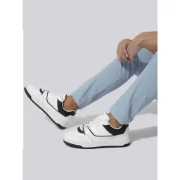 Neemans Men's Ivory Casual Sneakers