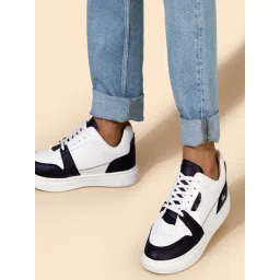 Neemans Men's Retro Slick Black & White Casual Sneakers