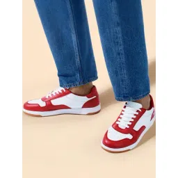 Neemans Men's The Hipsters White & Maroon Casual Sneakers