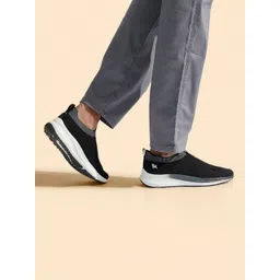 NEEMANS Unisex Textured Lightweight Comfort Insole Contrast Sole Slip-On Sneakers