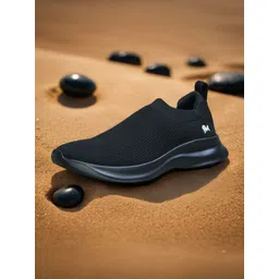 NEEMANS Unisex Woven Design Slip-On Sneakers