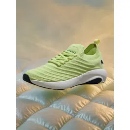 NEEMANS Women Colourblocked Slip-On Sneakers