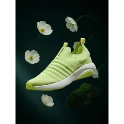 NEEMANS Women Woven Design Slip-On Sneakers