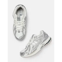 New Balance Men 1906R Sneakers