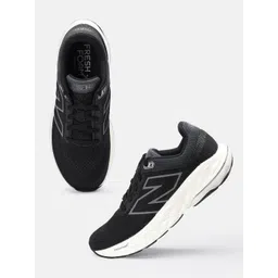 New Balance Men 860 Running Shoes