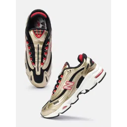 New Balance Men M1000 Sneakers