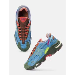 New Balance Men M1000 Sneakers