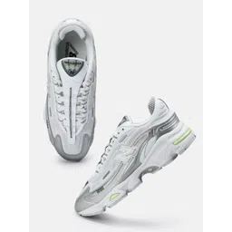 New Balance Men M1000 Sneakers