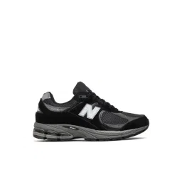 New Balance Men's 2002 Black Casual Sneakers
