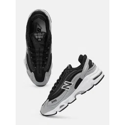 New Balance Unisex M1000 Sneakers
